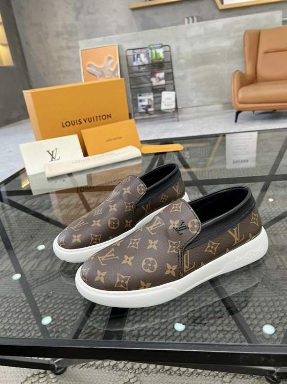 Picture of Louis Vuitton Shoes _SKULVsz39-45jyq120116114